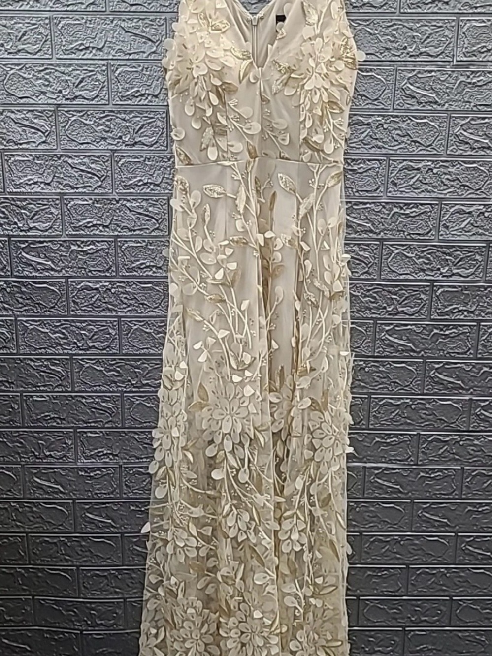 Xscape Ivory Floral Appliqué Maxi Dress